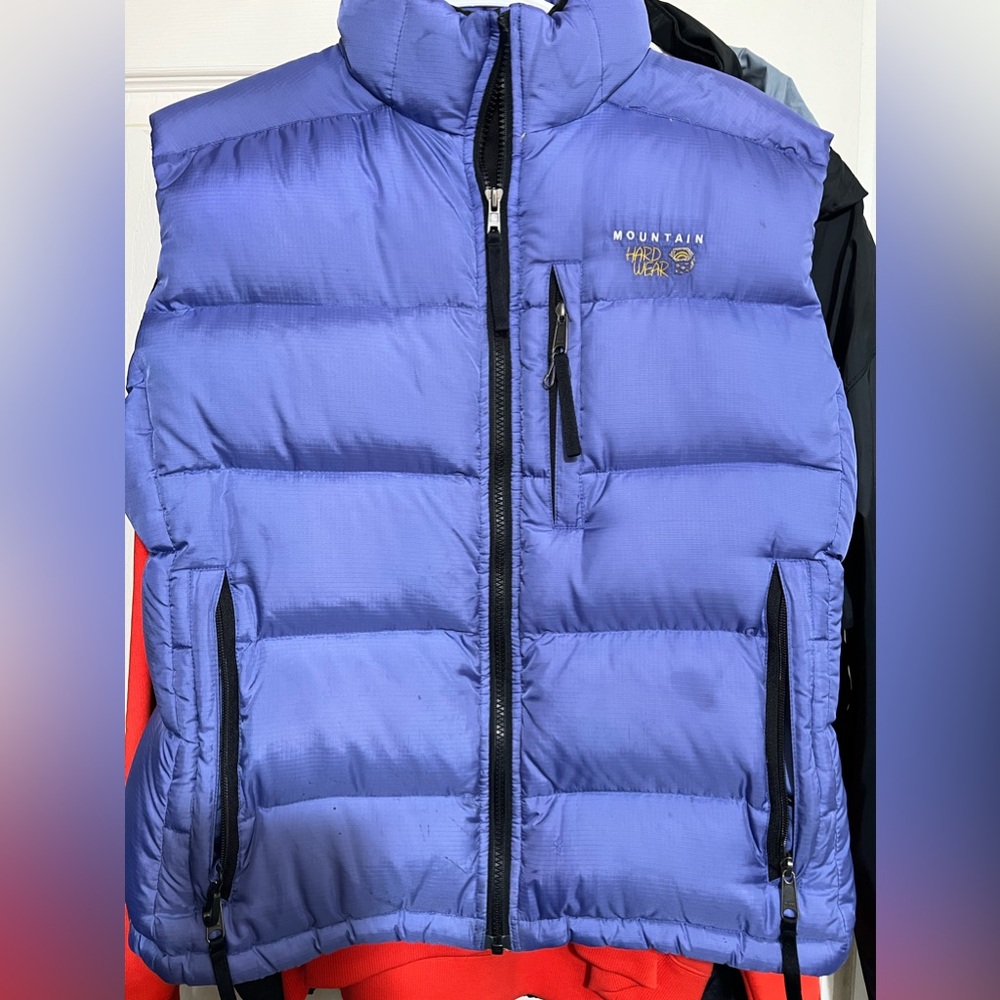 Hard wear puffer vest